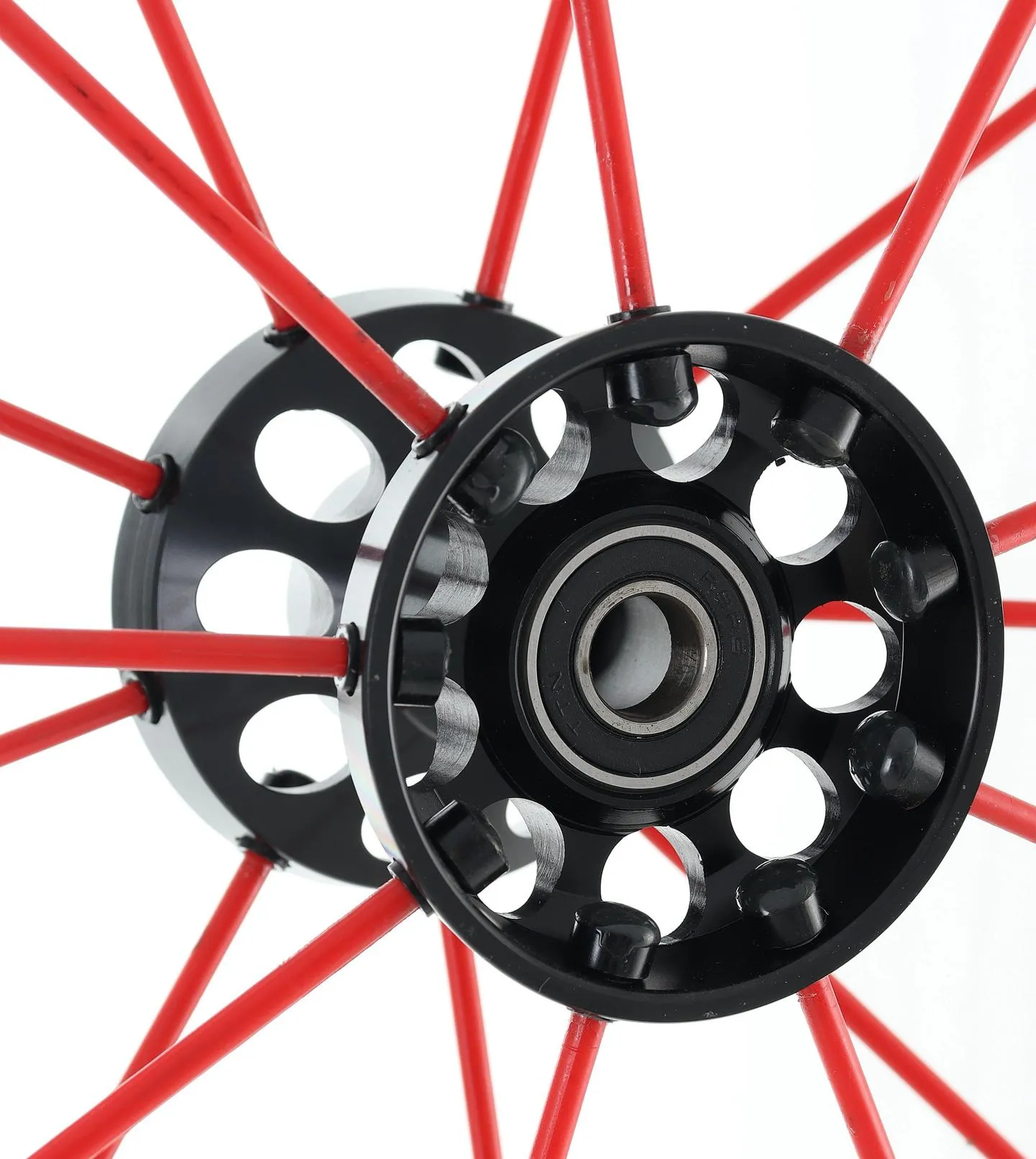 26‑Inch Wheelchair Replacement Rear Wheel, Carbon Fiber Spokes & Rim, Pneumatic Rubber Tire, Aluminum Hand‑Rim & Hub, Deep Groove Ball Bearing - Image 4
